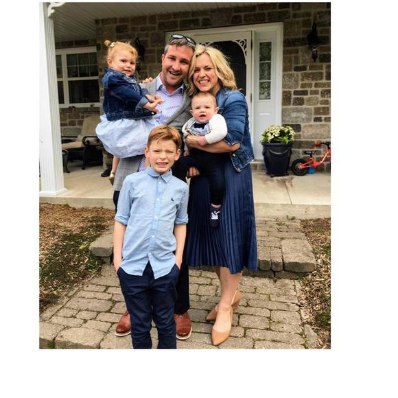 Meet your Posher, Stephanie - Picture 1 of 1